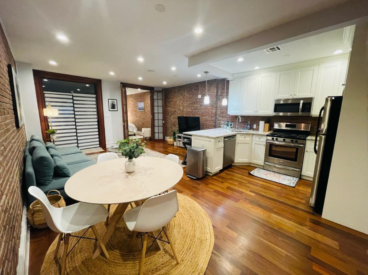 Historic Brownstone - Newly Renovated Brownstone On Historic Street With Outdoor Space * Nova York